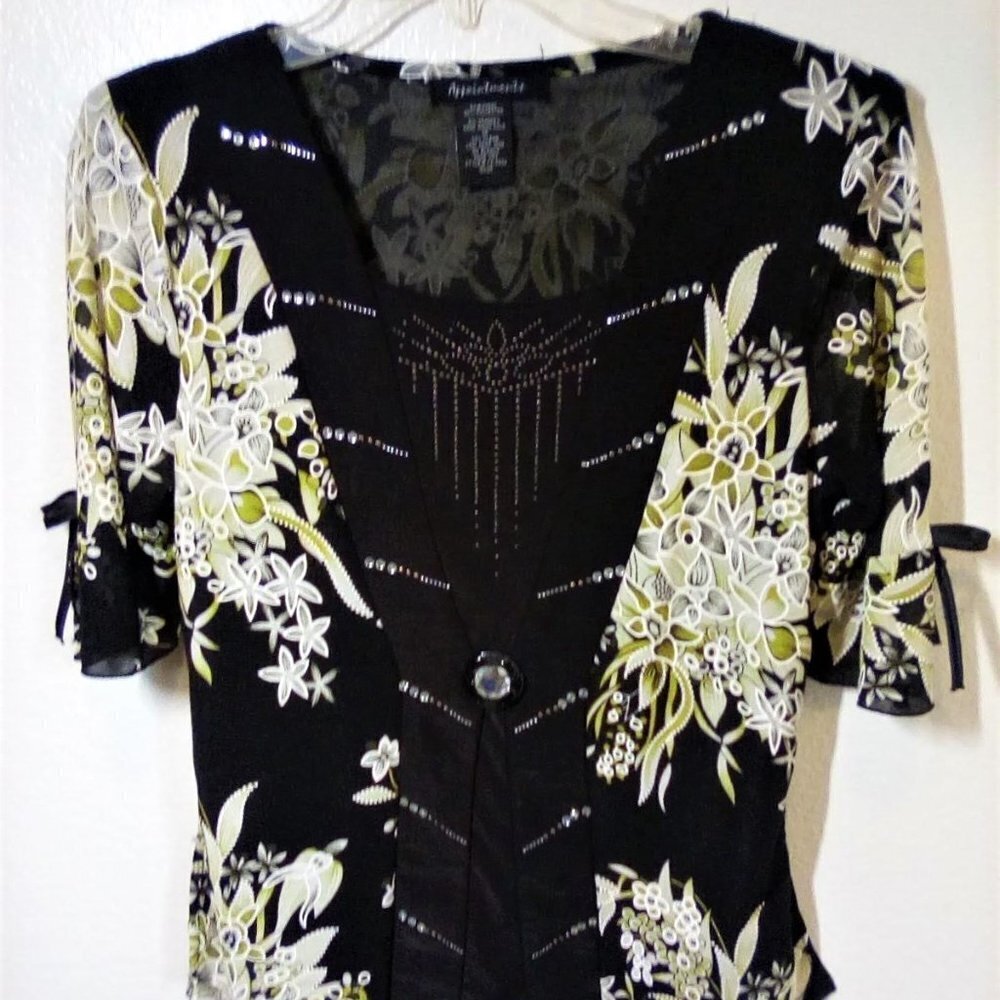 Pretty blouse by Appointments size S